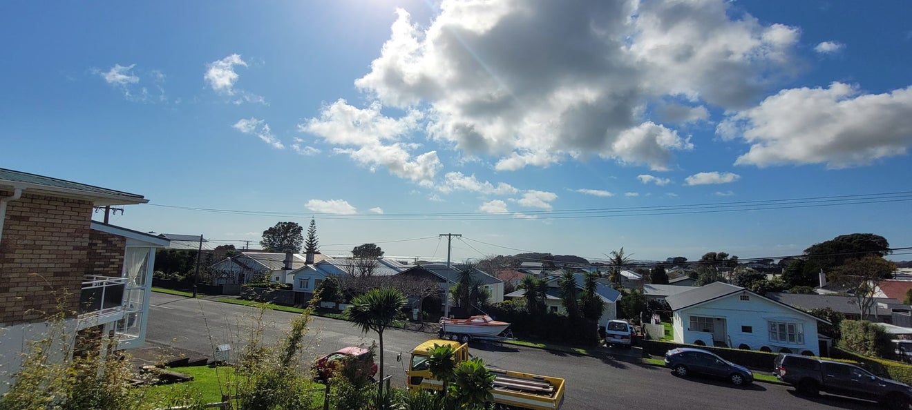 8 Kitchener Terrace, Moturoa, New Plymouth - Carousel 26