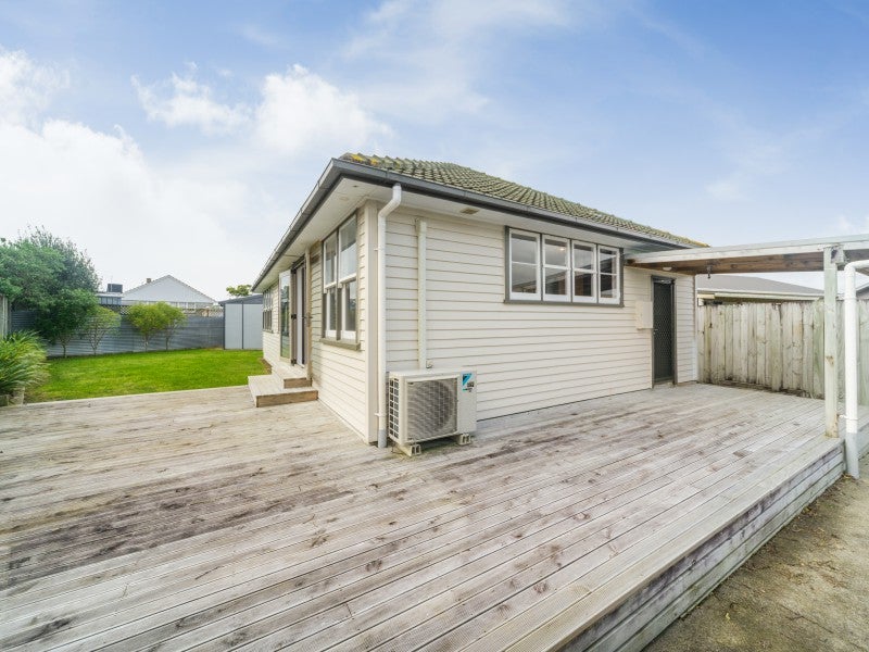 33B Clyde Crescent, Roslyn, Palmerston North - Carousel 26