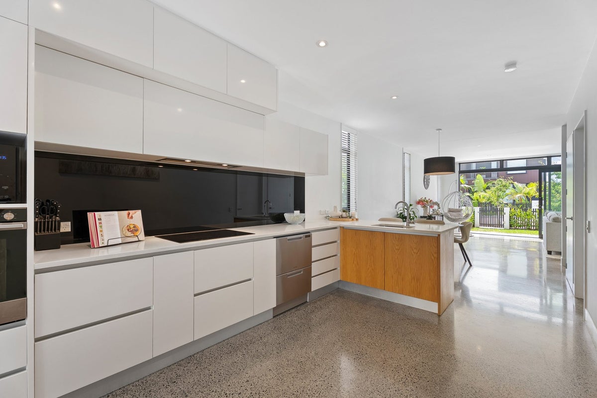 11 Nevill Road, Hobsonville, Auckland - Carousel 2