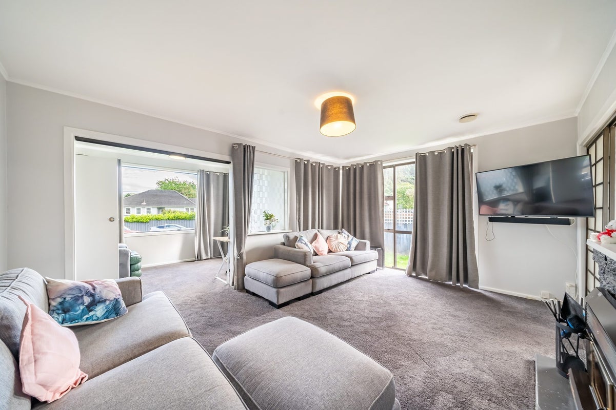 20 Fleet Street, Naenae, Lower Hutt - Carousel 2
