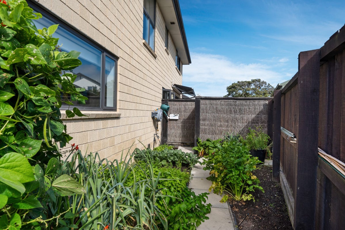 8 Sandalwood Place, Waimairi Beach, Christchurch - Carousel 15
