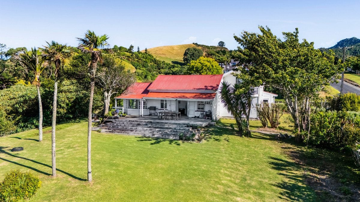 161 Wairau Road, Kaitake, New Plymouth - Carousel 2