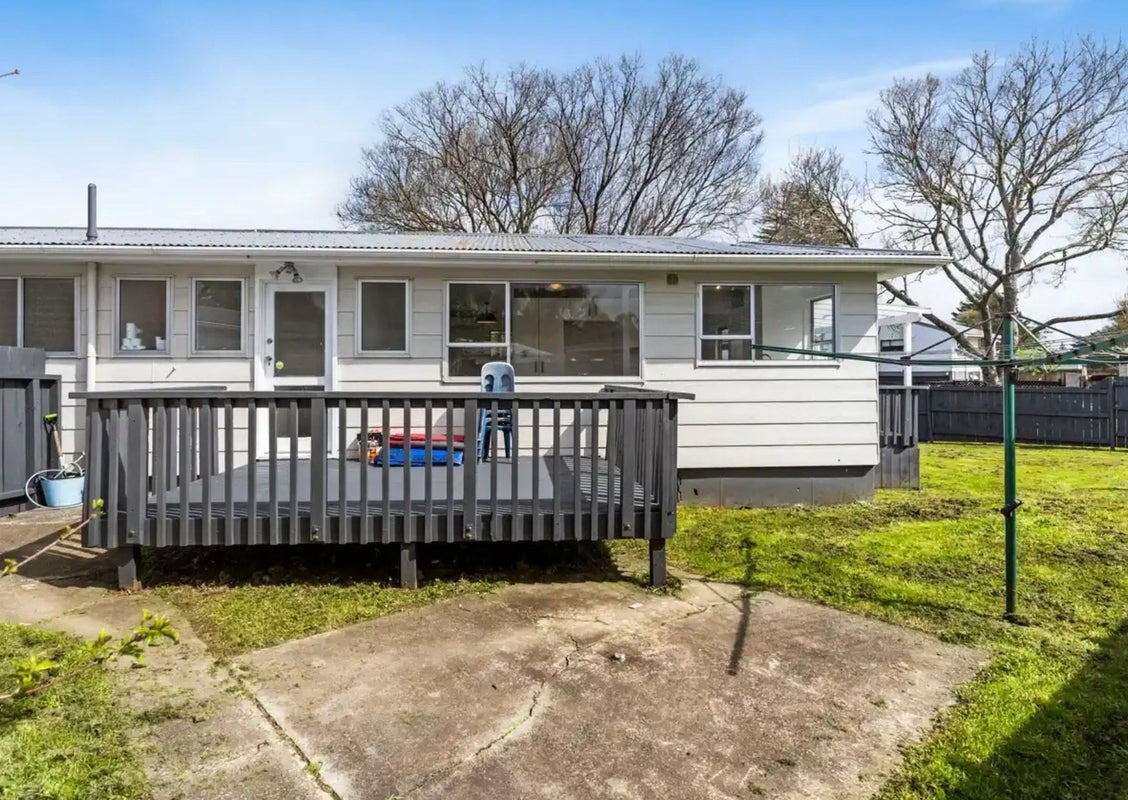 14 Chantal Place, Red Hill, Papakura - Carousel 13