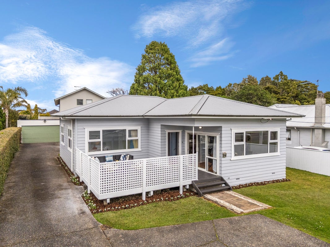 1/206 Onewa Road, Birkenhead, Auckland - Carousel 2