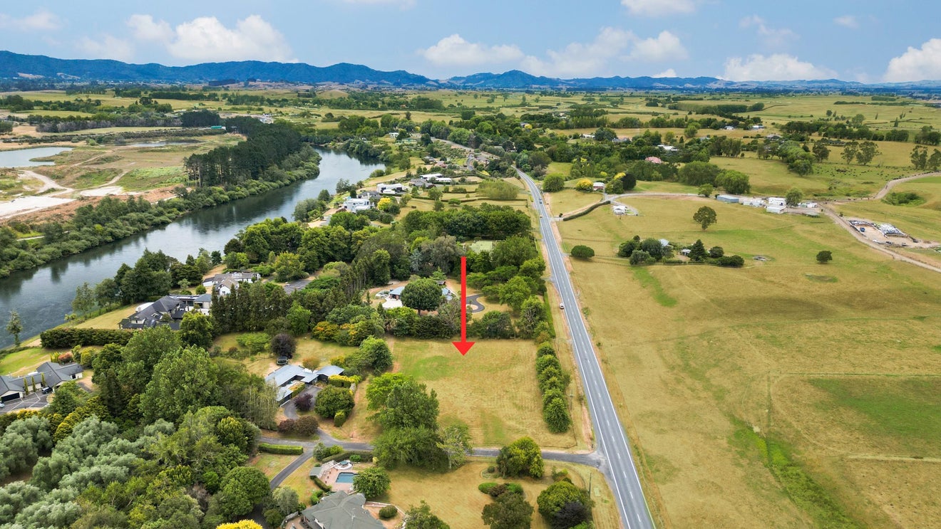 2121E River Road, Horsham Downs - Carousel 2