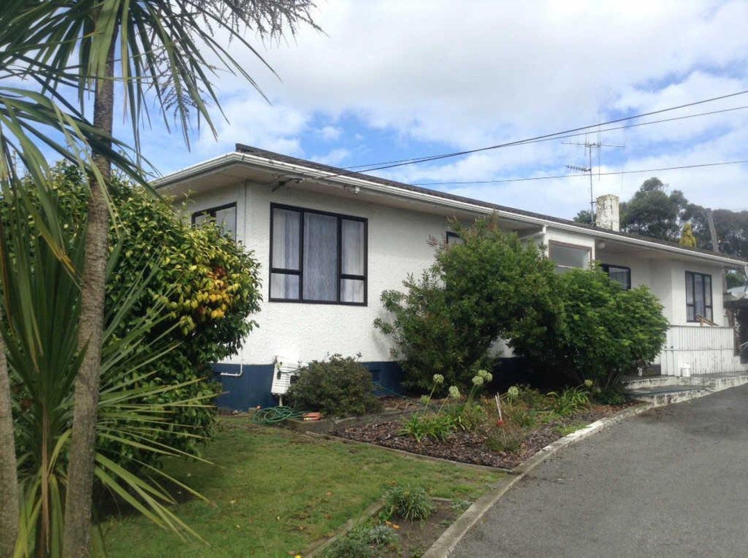 61 Fitzherbert Avenue, Springvale, Whanganui - Carousel 1