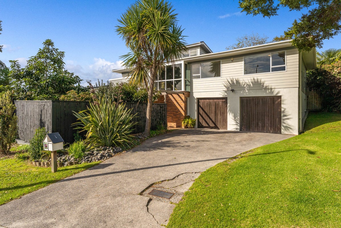 15 Bellfield Road, Opaheke, Papakura, Auckland - Carousel 33
