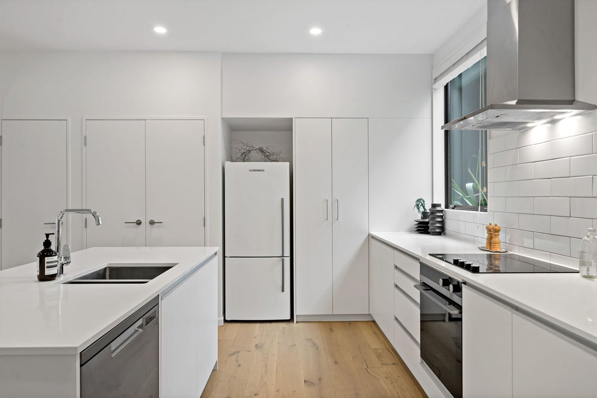 6/37 Upland Road, Remuera, Auckland - Carousel 2