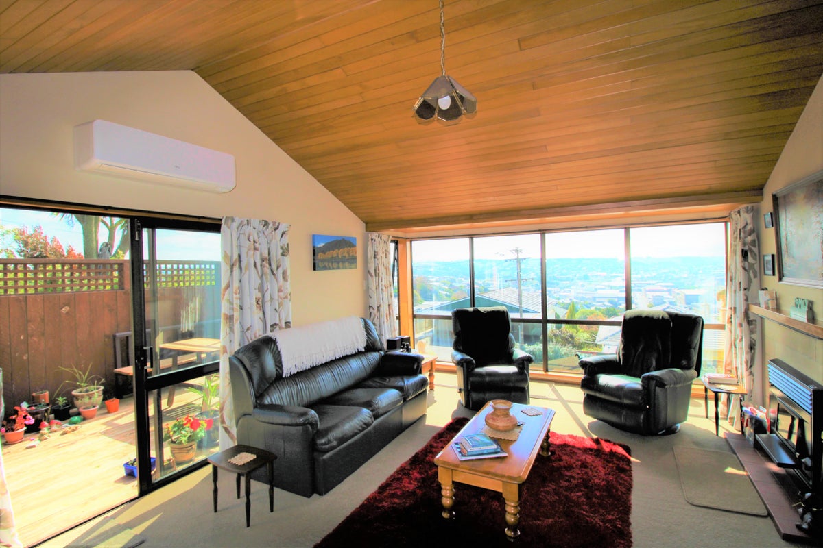 17A Avon Street, South Hill, Oamaru - Carousel 2