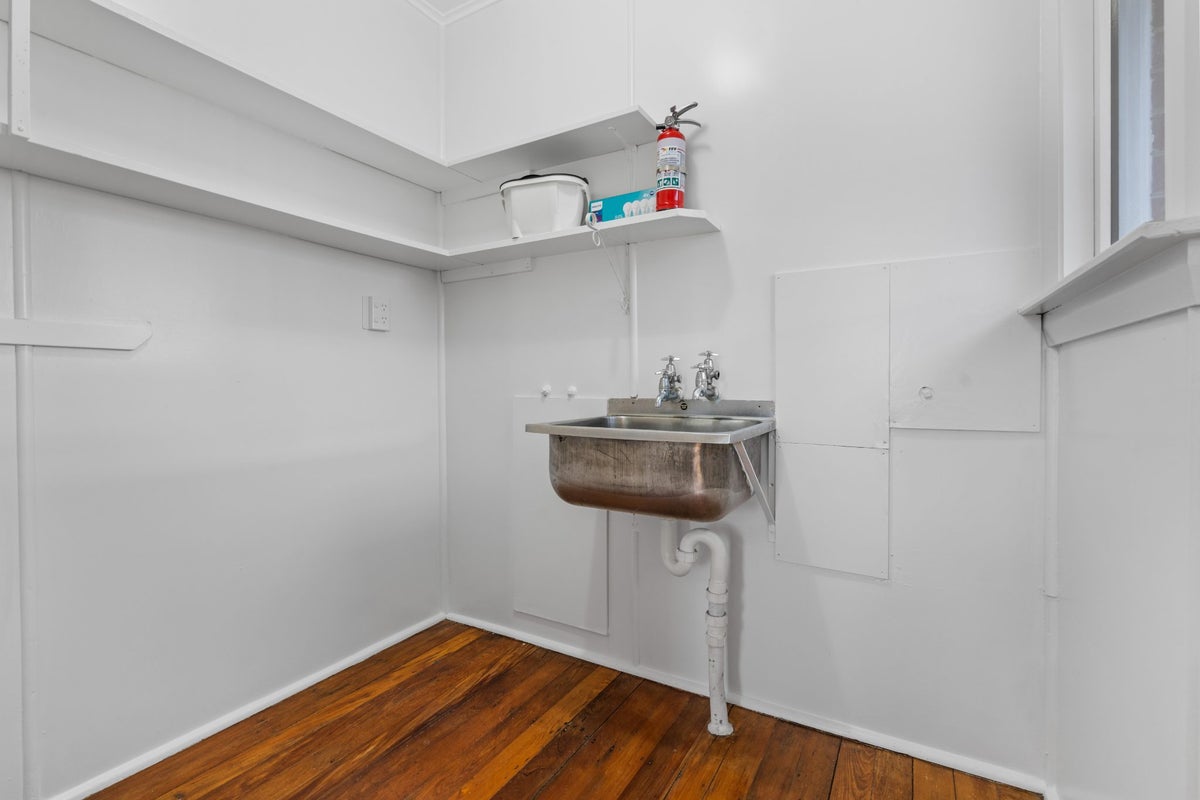 2 Lombardy Street, Ocean Grove, Dunedin - Carousel 14