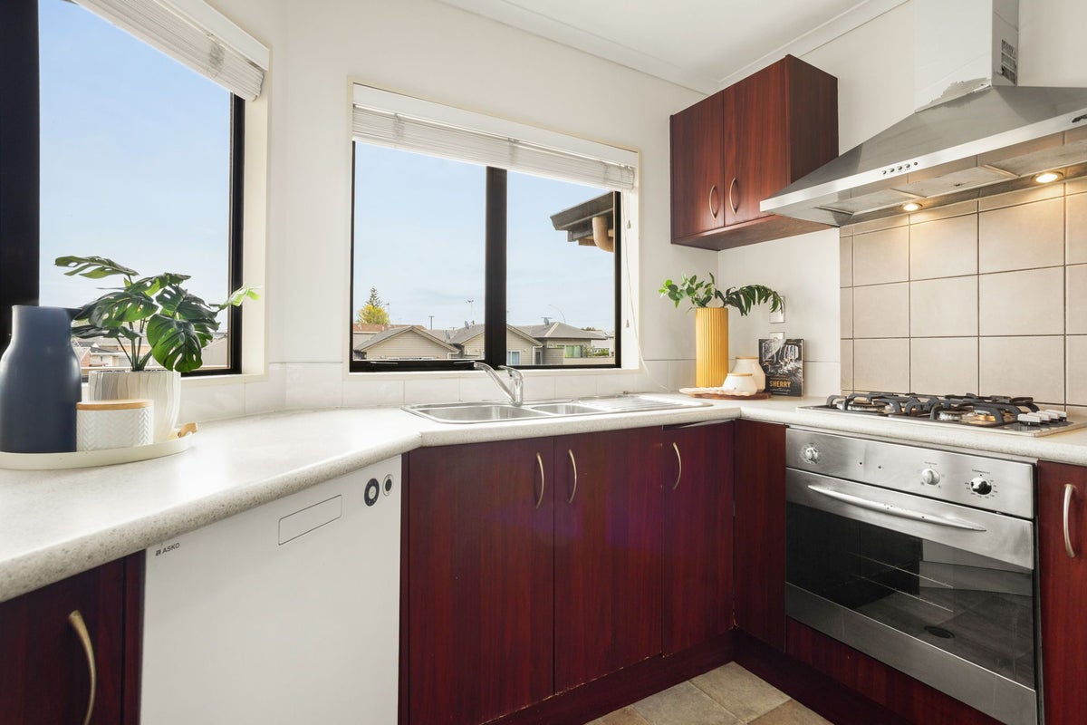 102C Clyde Street, Hamilton East, Hamilton - Carousel 2