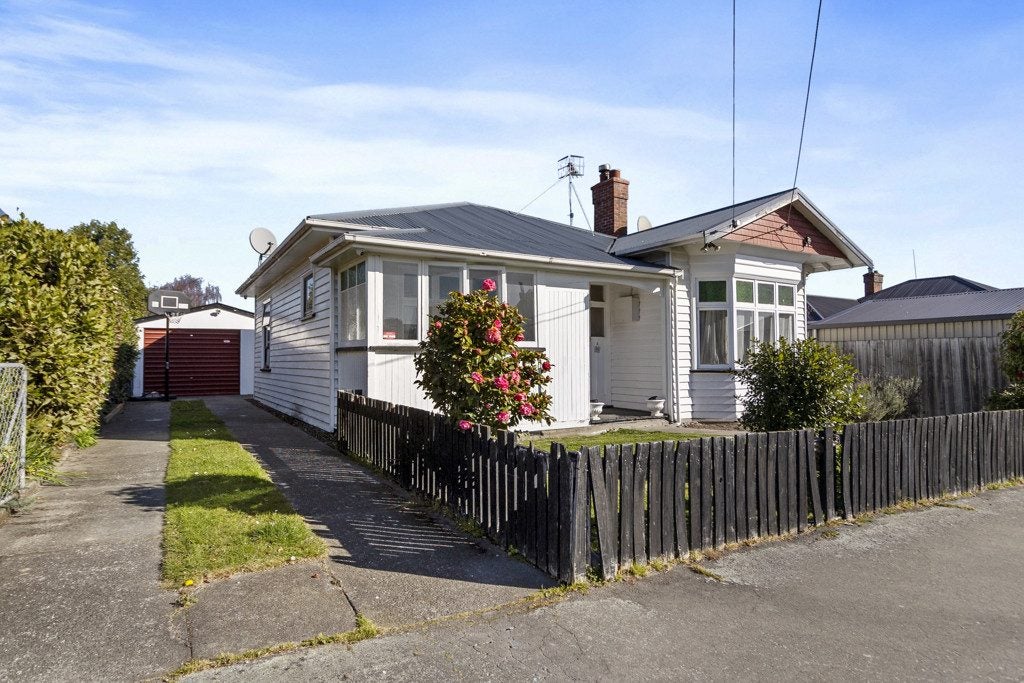 6 Aynsley Street, Parkside, Timaru - Carousel 1