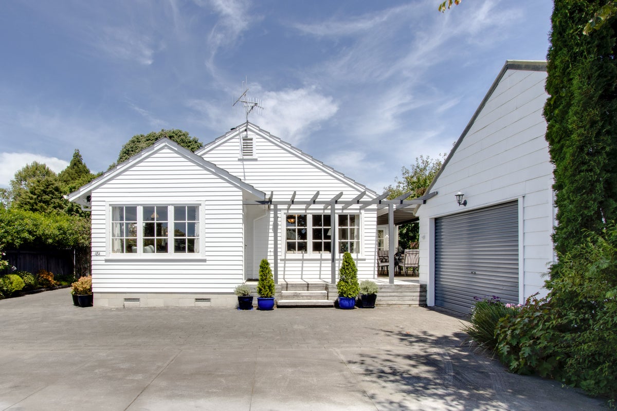 18A White Street, Taradale, Napier - Carousel 22