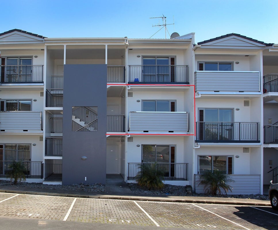 11C/60 Masons Road, Oteha, Auckland - Carousel 1