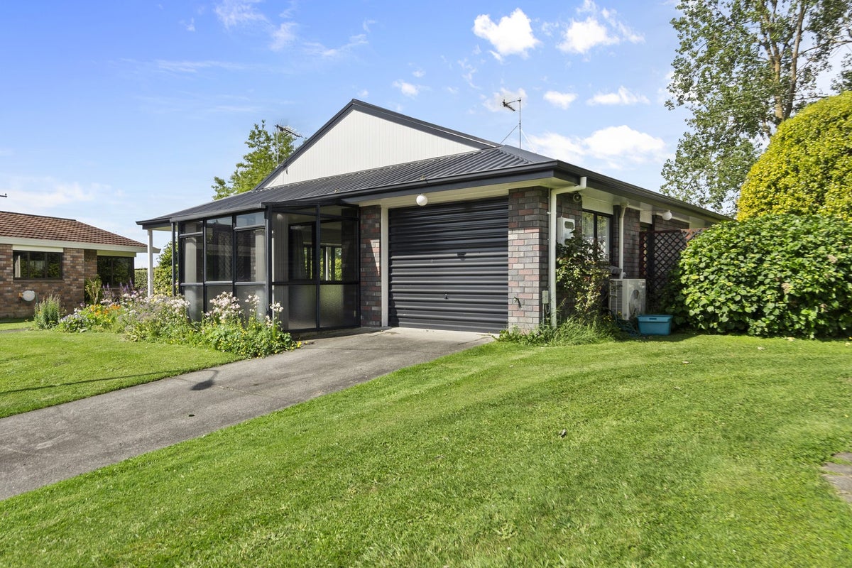 7 Heron Court, Te Kowhai, Hamilton - Carousel 12