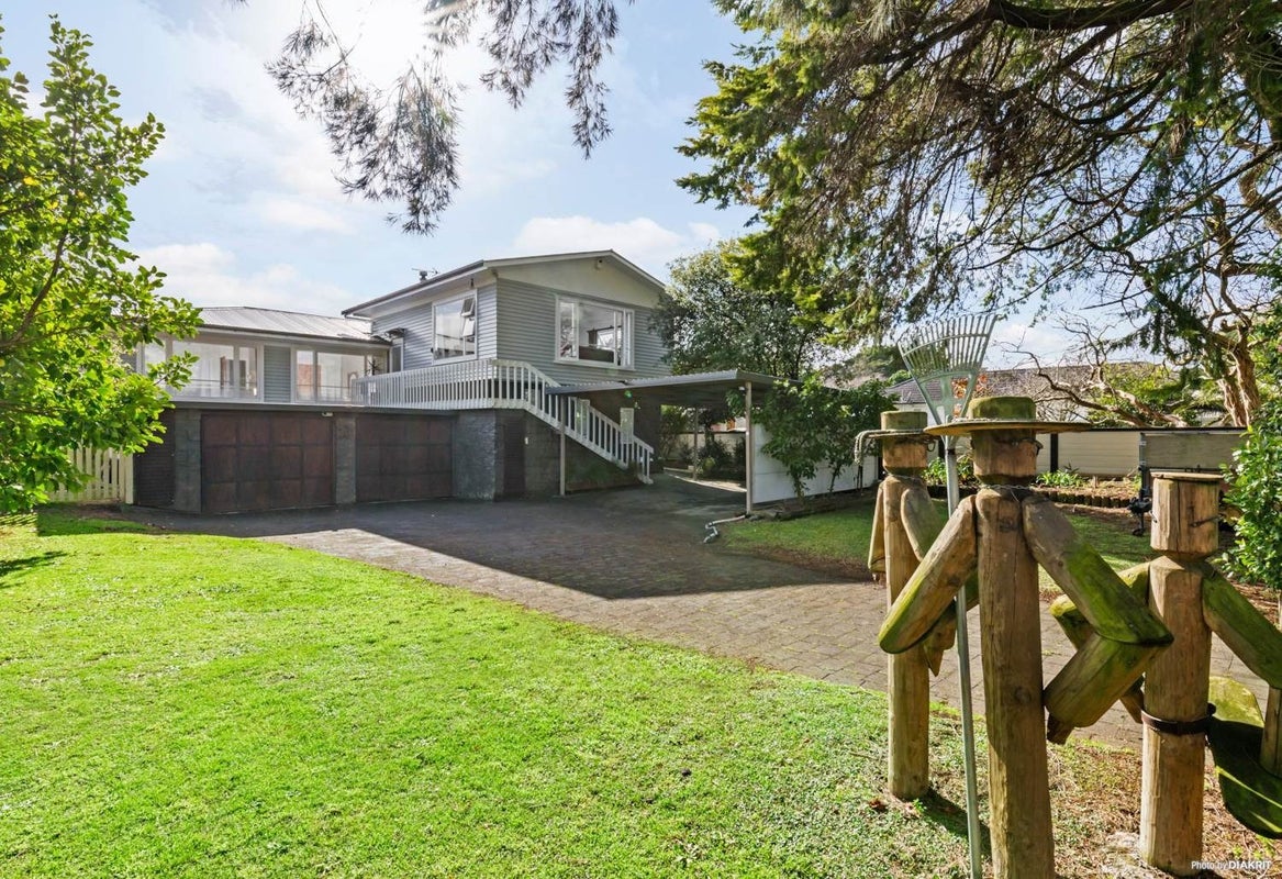 13 Clark Road, Pahurehure, Papakura - Carousel 1