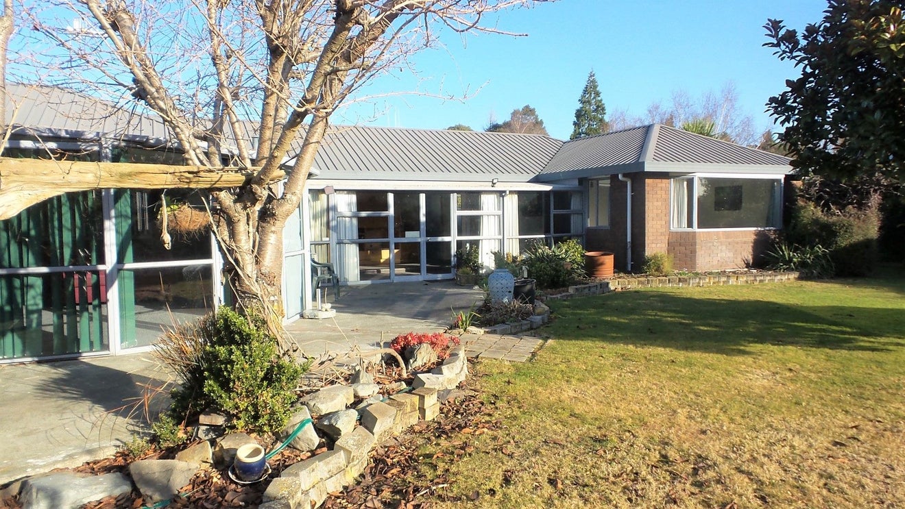 2 Rawhiti Street, Temuka, Temuka - Carousel 40