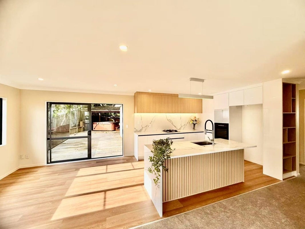 5 Maidstone Place, Oteha, Auckland - Carousel 1