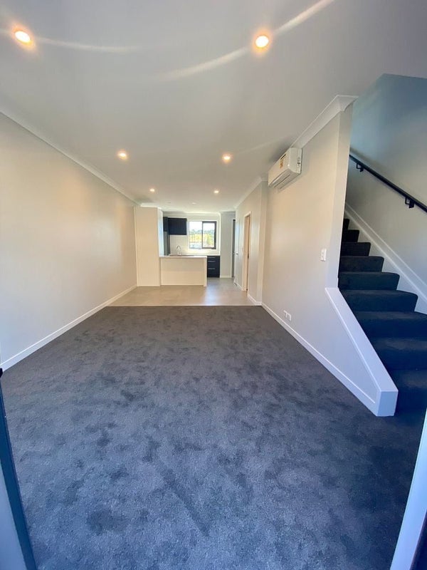 25A O'Meara Street, Swanson, Auckland - Carousel 10