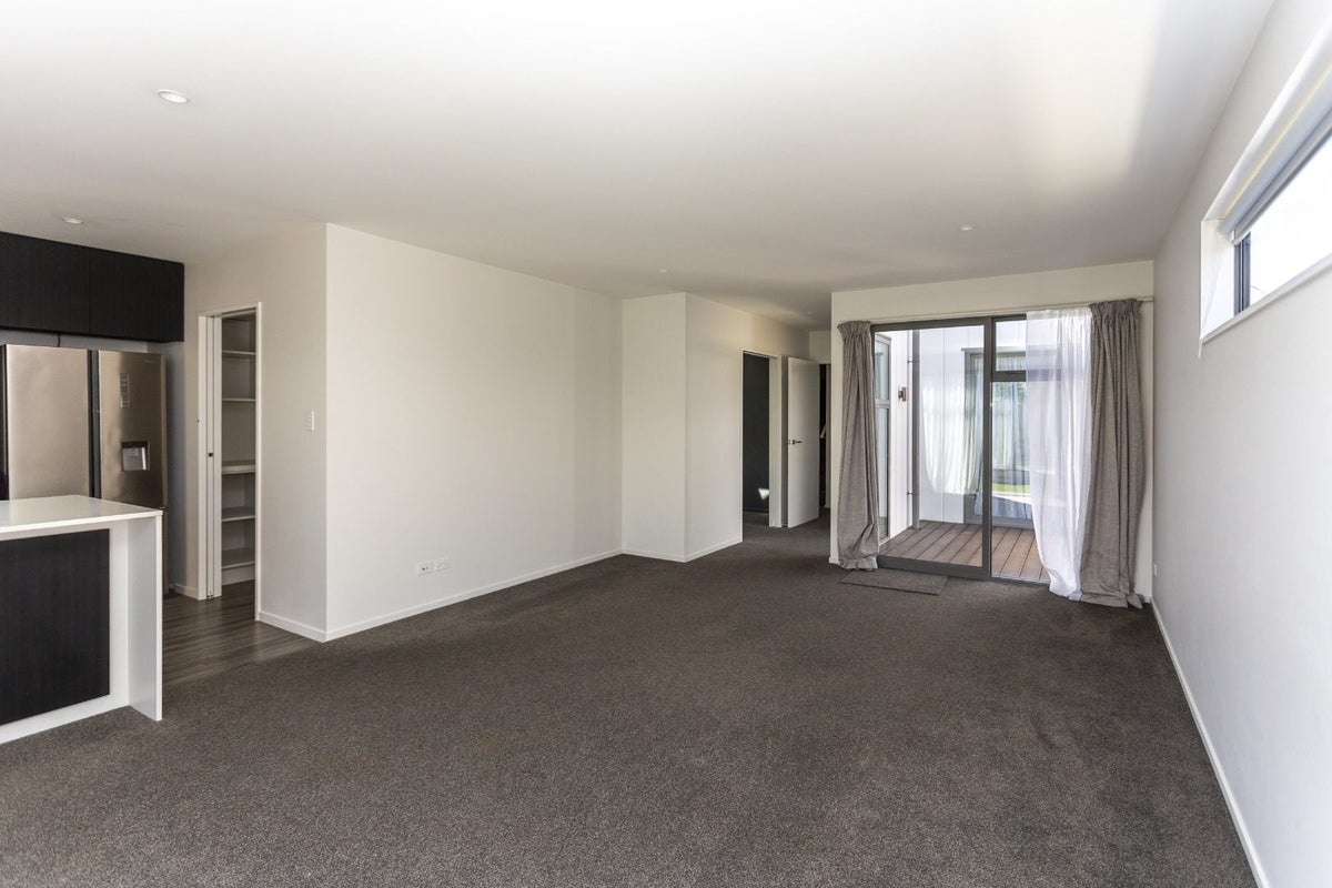 16 Sheehan Street, Halswell, Christchurch - Carousel 2
