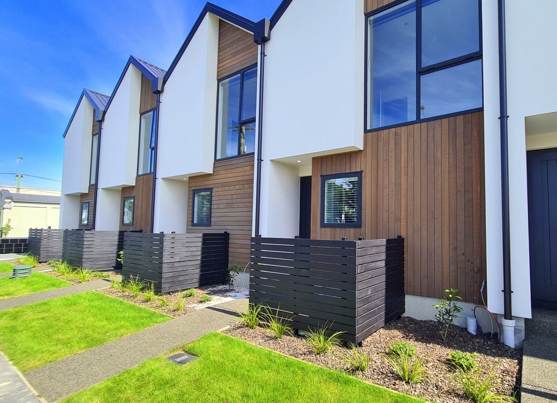 2/27 New Brighton Road, Shirley, Christchurch - Carousel 11