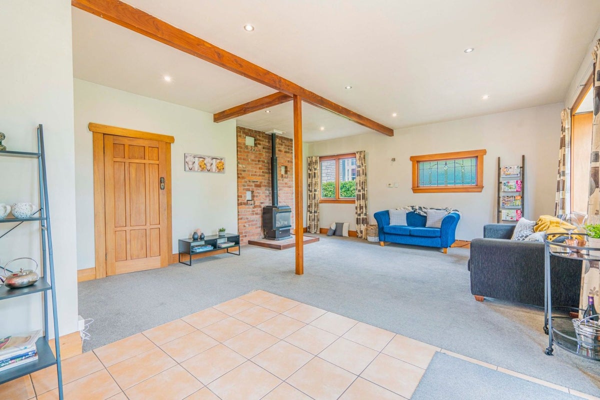60 Louisa Street, Gladstone, Invercargill - Carousel 2
