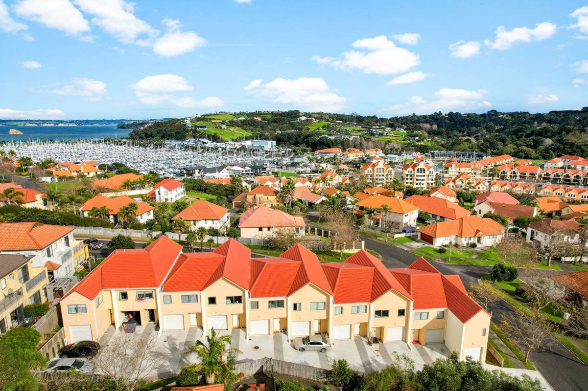 15 Nautilus Drive, Gulf Harbour, Whangaparaoa - Carousel 1