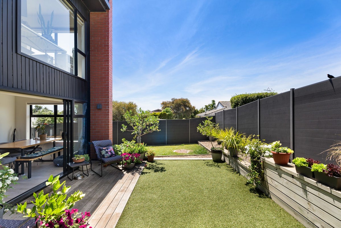 16F Cradock Street, Avondale, Auckland - Carousel 2