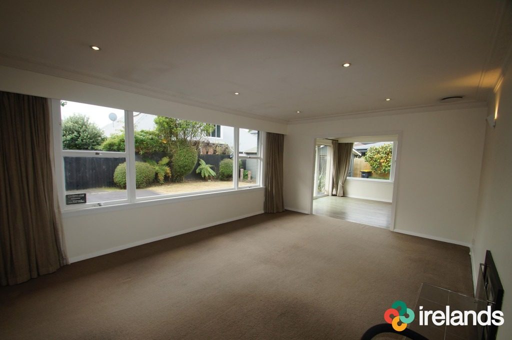 10 Chislehurst Place, Bryndwr, Christchurch - Carousel 2