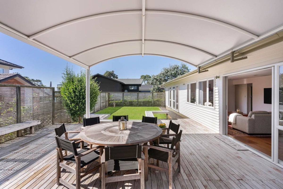 14 Tui Street, Torbay, Auckland - Carousel 2
