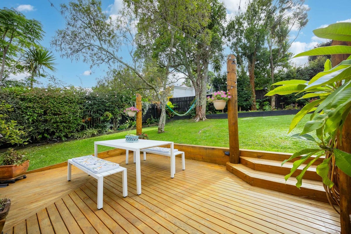 2/47 John Downs Drive, Browns Bay, Auckland - Carousel 2