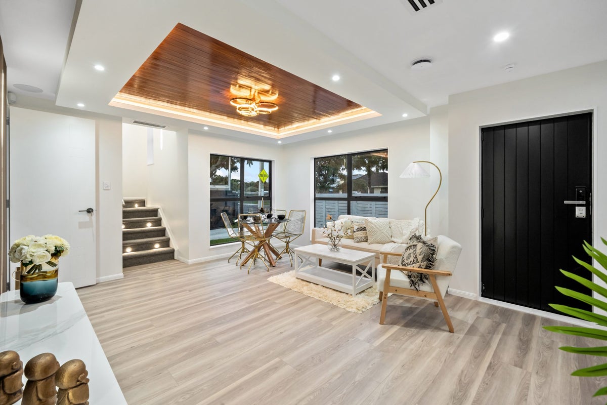 56 McKean Avenue, Manurewa, Auckland - Carousel 2