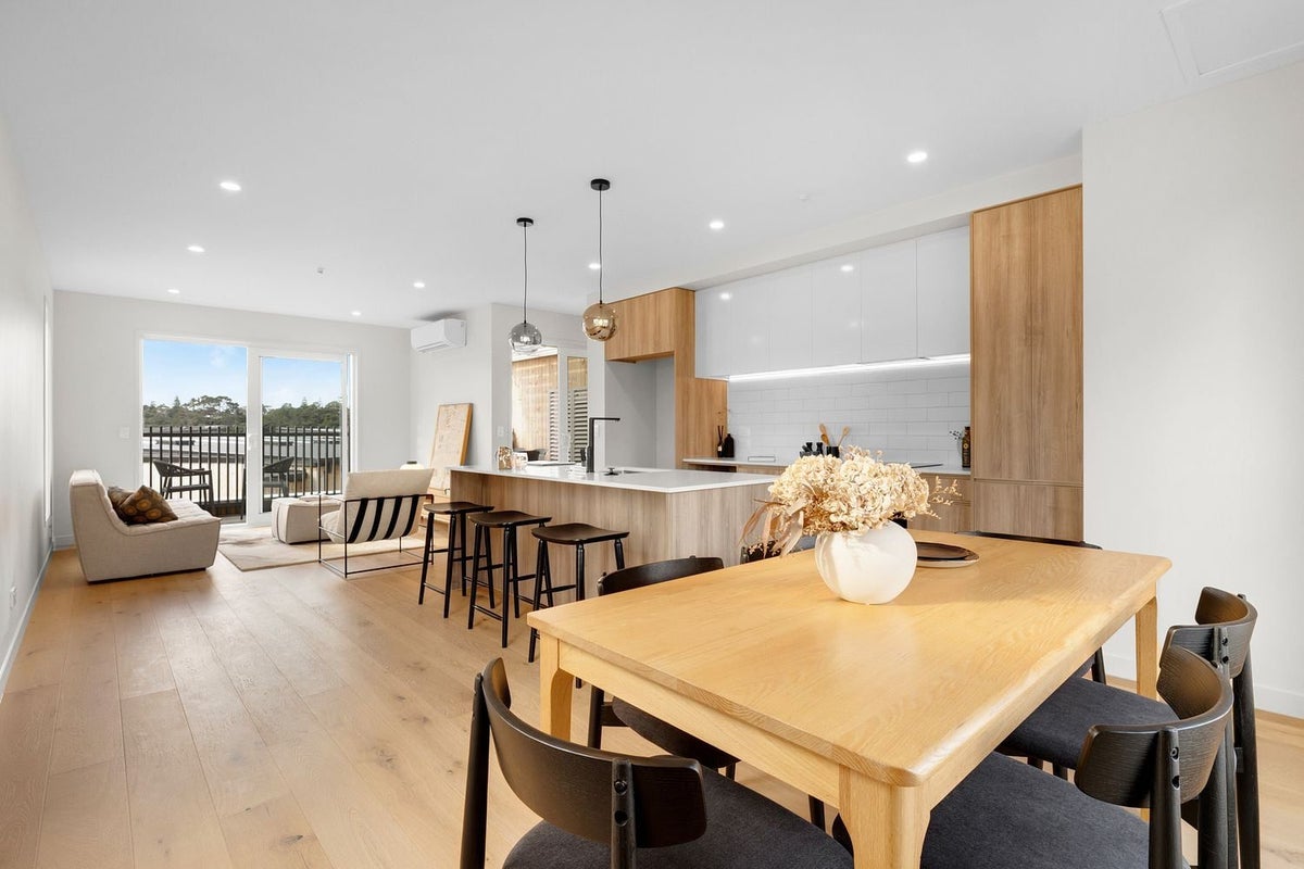 6/27B Hudson Bay Road, Hobsonville, Auckland - Carousel 2
