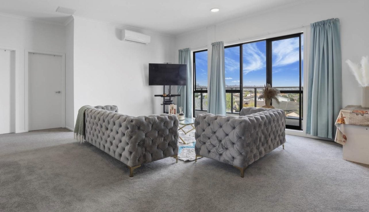 6/130 Stancombe Road, Flat Bush, Auckland - Carousel 2