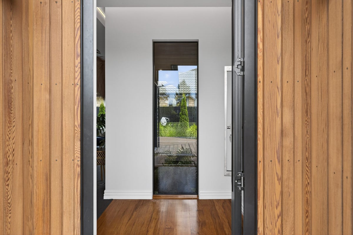 1 Vahsel Bay, WIGRAM, CHRISTCHURCH - Carousel 2