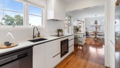 1/206 Rangatira Rd, Beach Haven, North Shore City - Carousel 1
