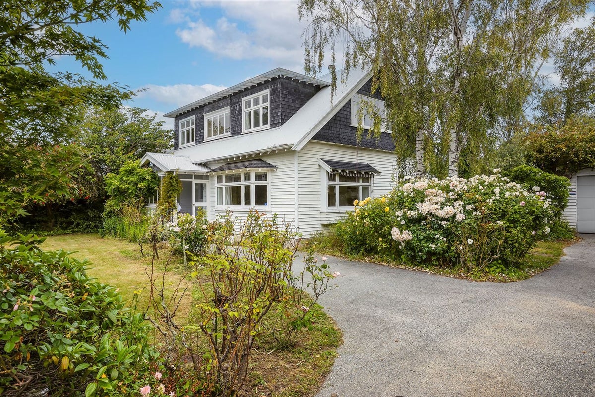 6 Rochdale Street, Fendalton, Christchurch - Carousel 1
