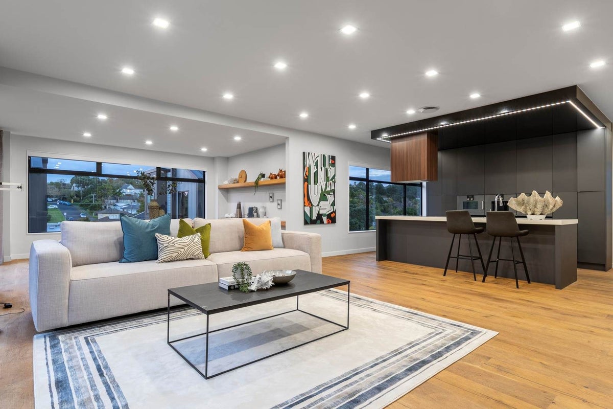 3A Montana Avenue, Murrays Bay, Auckland - Carousel 1