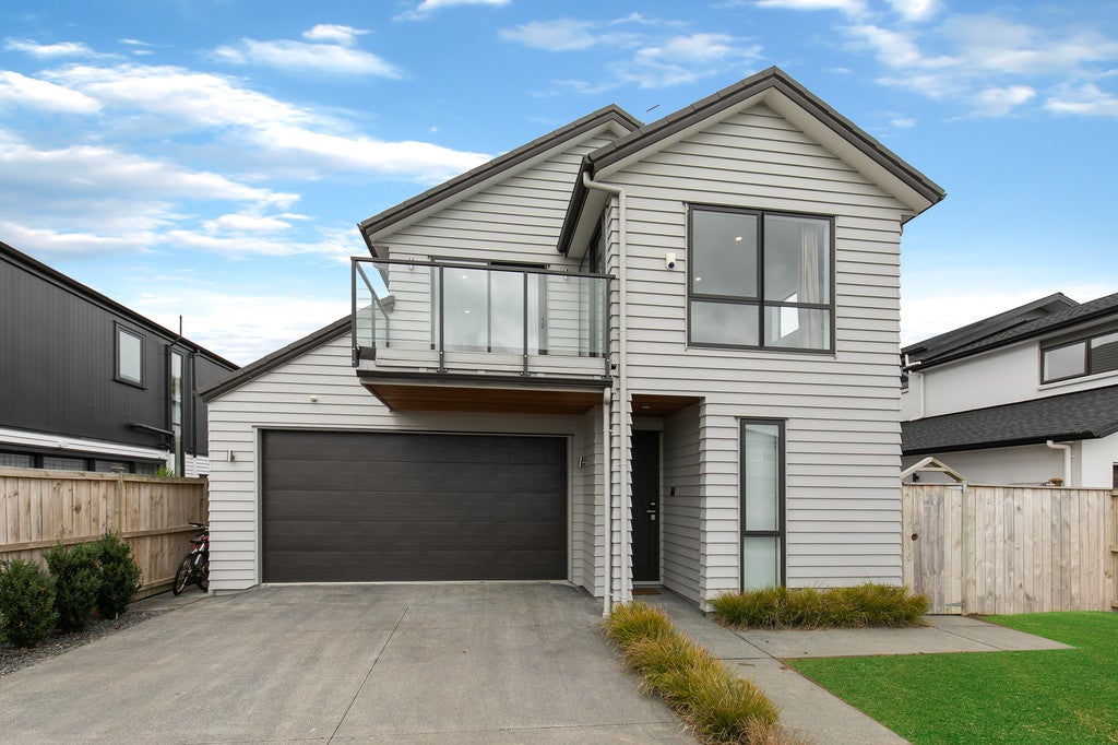 21 Thistle Close, Beachlands, Auckland - Carousel 26