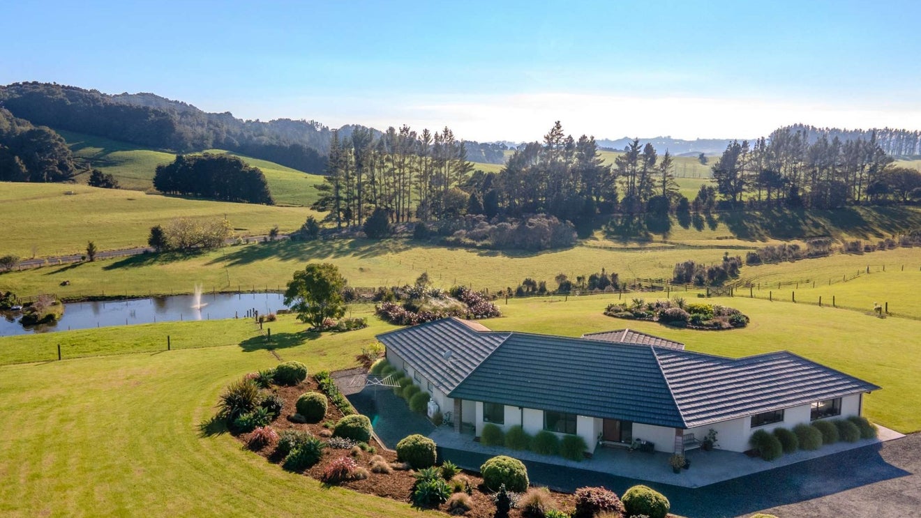 576C Te Ahu Ahu Road, Waimate North, Kerikeri - Carousel 1