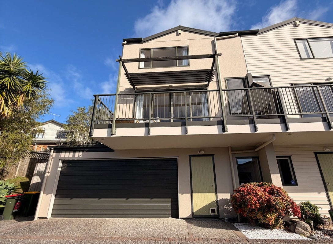 8/8 Flynn Street, Birkdale, Auckland - Carousel 1