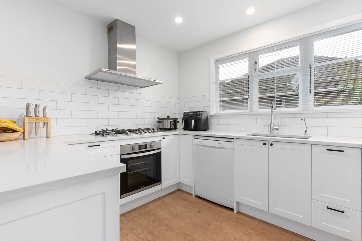 37 Nottingham Avenue, Halswell, Christchurch - Carousel 2