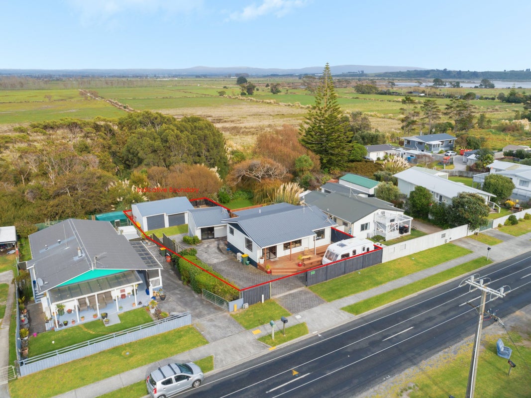352 Pukehina Parade, Pukehina, Te Puke - Carousel 19