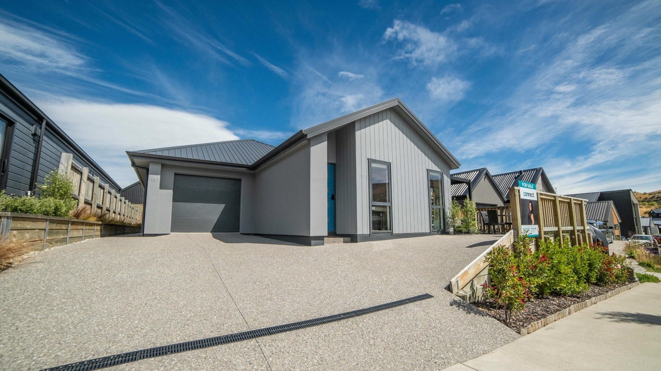 101 Jack Hanley Drive, Jacks Point, Queenstown - Carousel 1