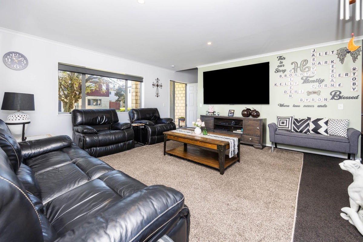 24 Gordon Davies Lane, Huntington, Hamilton - Carousel 2