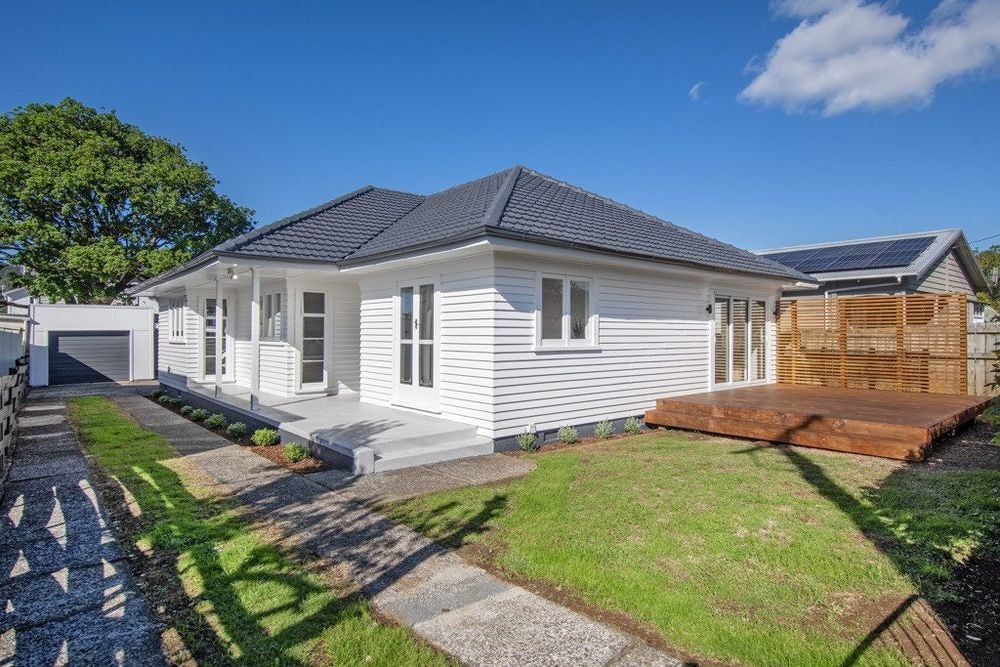 4A Keyte Street, Kensington, Whangarei - Carousel 1