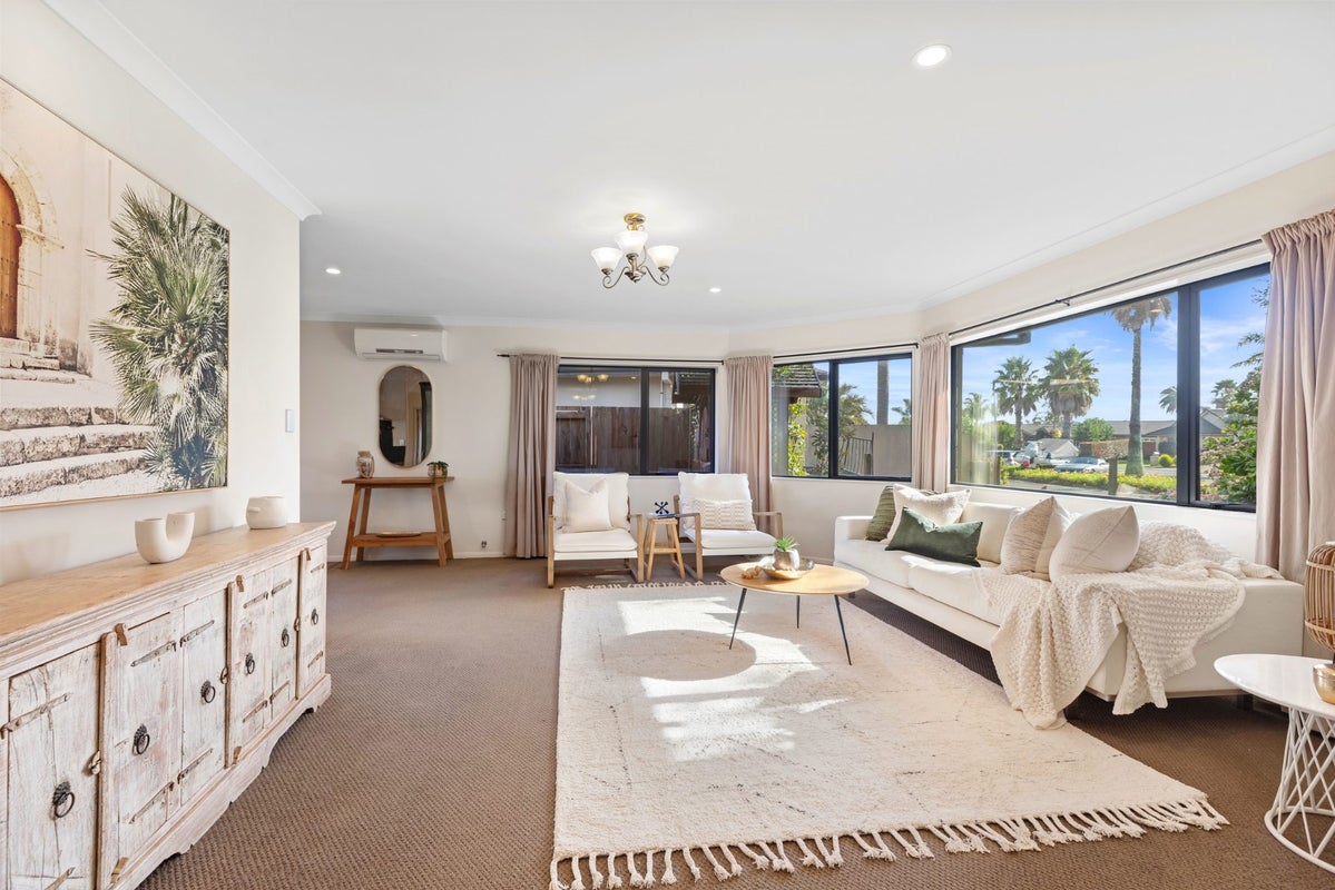 5 Satori Key, Papamoa Beach, Papamoa - Carousel 1