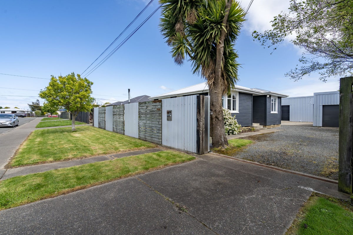14 Harvey Street, Grasmere, Invercargill - Carousel 1