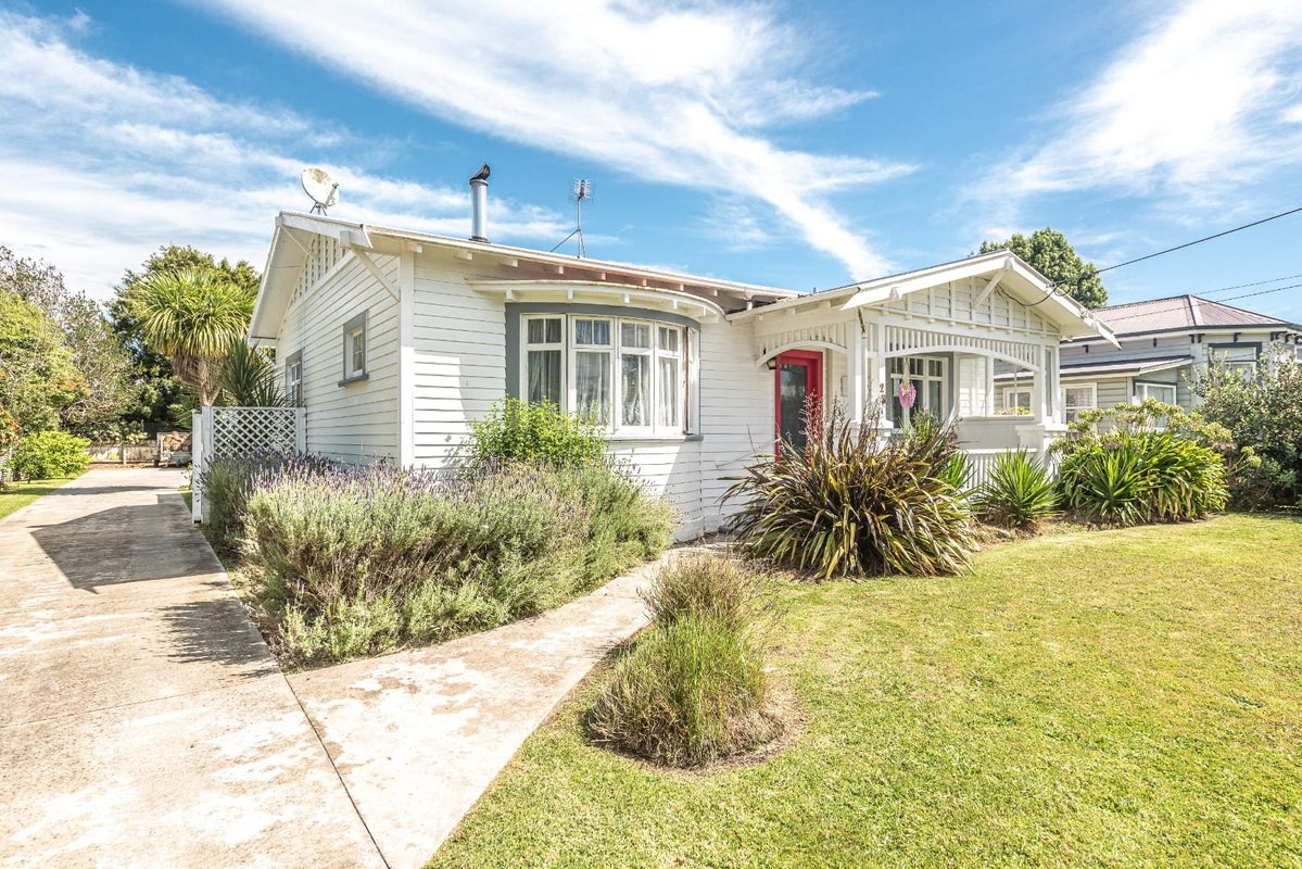 28 Duncan Street, Whanganui East, Whanganui - Carousel 1