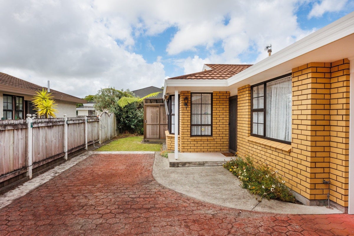 98 Monrad Street, Highbury, Palmerston North - Carousel 17